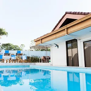 Couette-café Backpackers Place In Seaviewhills Bohol