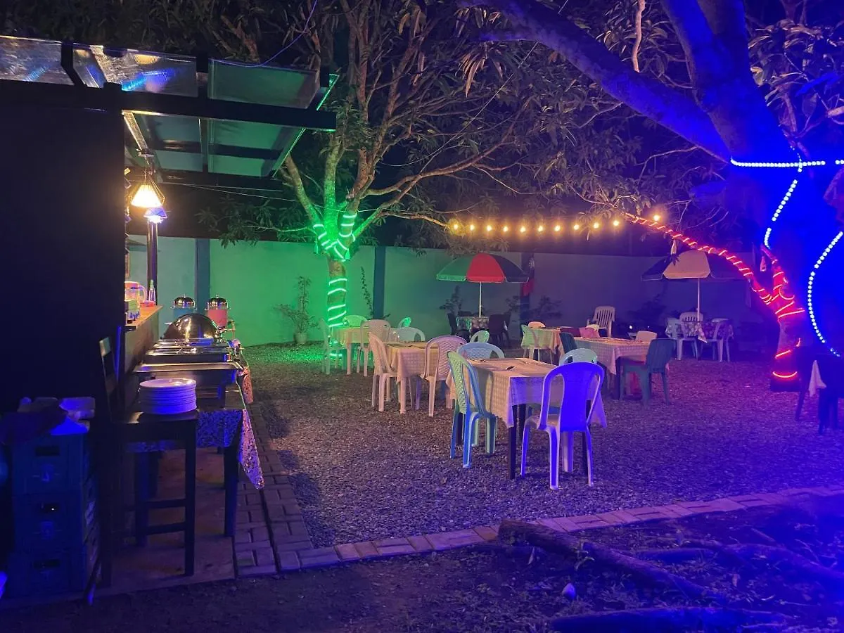 Blue Summer Suites & Restaurant Bingag Penzion