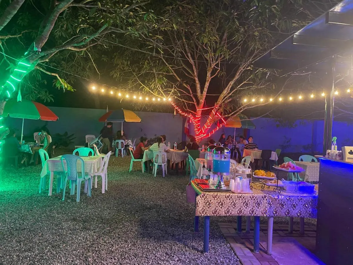 Blue Summer Suites & Restaurant Bingag