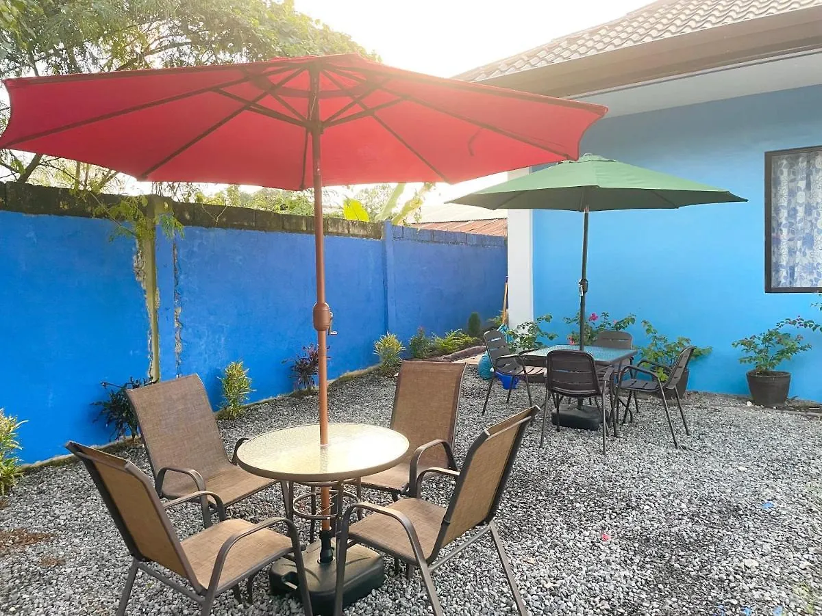 Guest house Blue Summer Suites & Restaurant Bingag