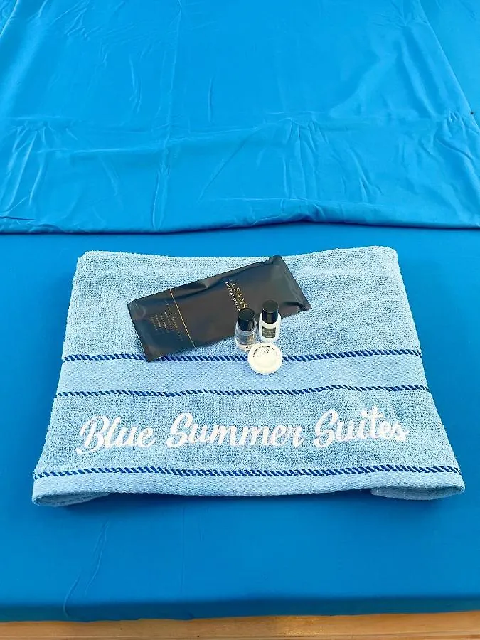 Blue Summer Suites & Restaurant Bingag 2*,